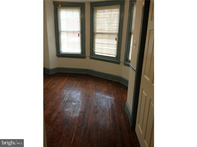 Foto del edificio - 6330 Germantown Ave