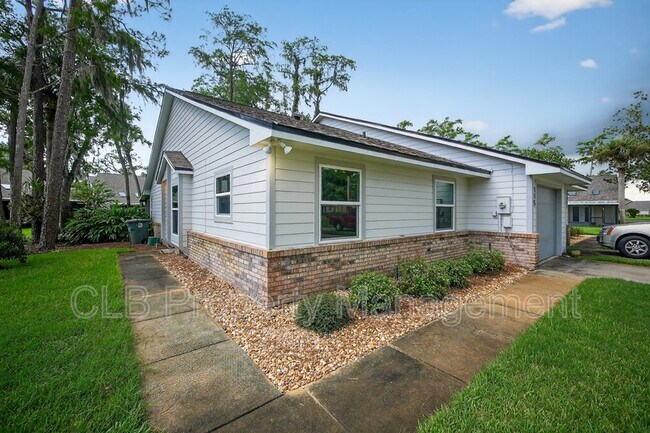 Building Photo - 115 Bob White Ct