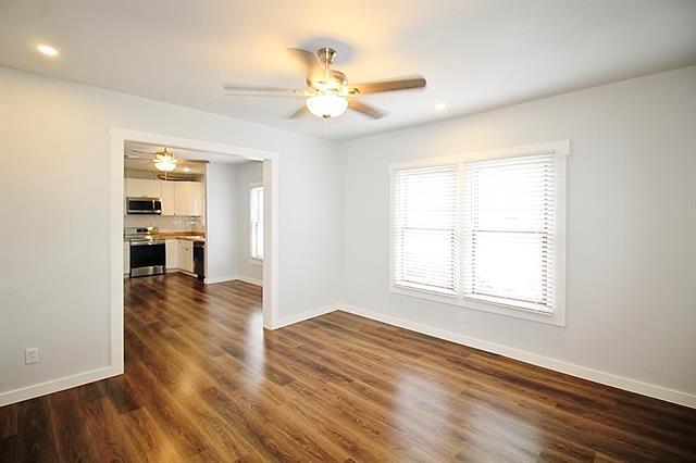 Building Photo - 1201 E Pulaski St