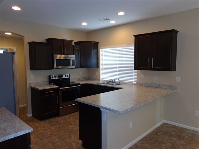 Foto del edificio - 5550 N Lisbon St