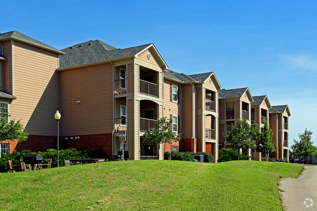 Vista exterior a la calle - Landings at Pebble Creek