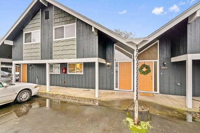 Photo - Beautiful Rustic-Style 1-bedroom Apartment...