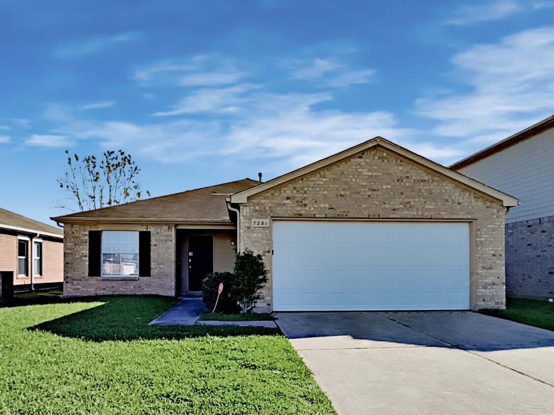 Primary Photo - 7231 Winding Canyon Ln