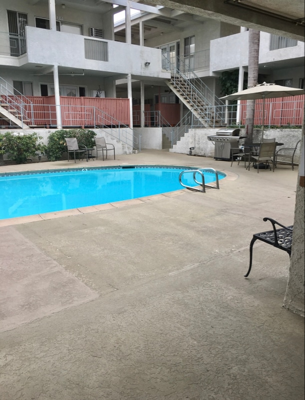 Building Photo - 5422 Quakertown Ave