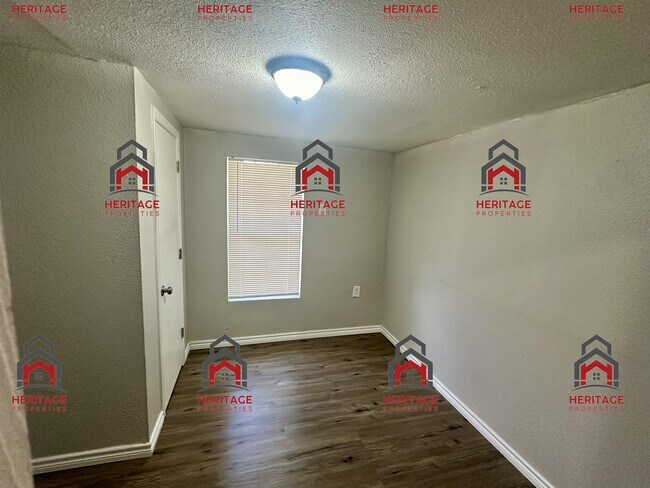 Building Photo - 708 Grayson St