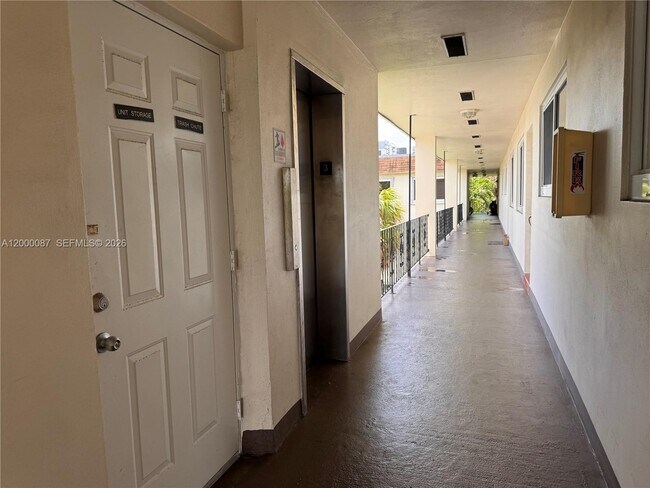 Foto del edificio - 2210 Taylor St