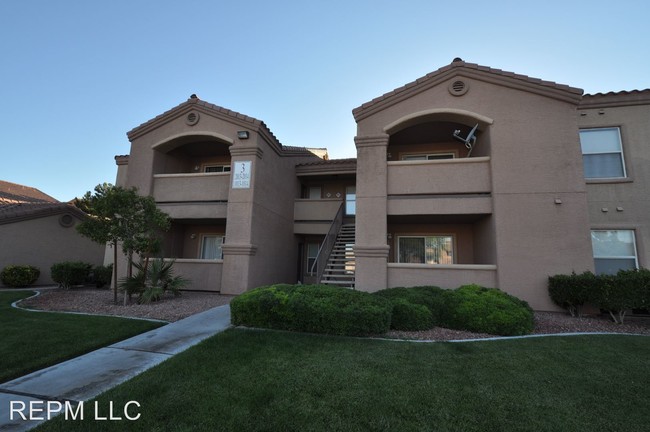 Building Photo - 8108 W Flamingo Rd