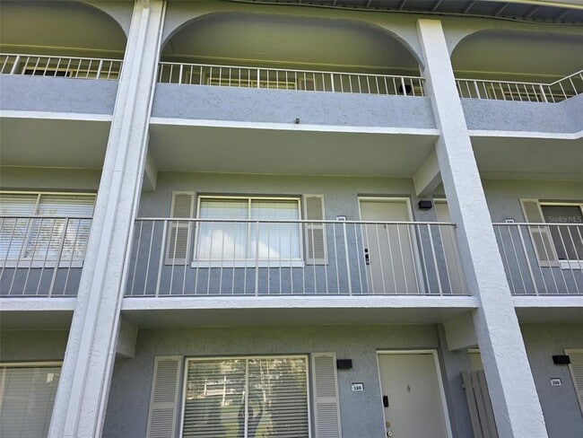 Building Photo - 139 Oyster Bay Cir