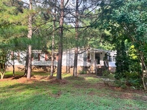 Building Photo - 608 Winston St