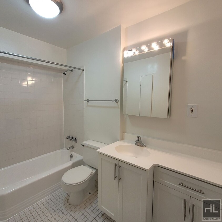 Foto del edificio - EAST 36 STREET