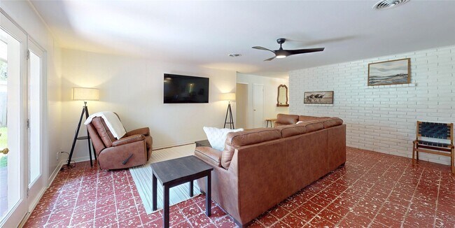 Foto del edificio - 4826 Waynesboro Dr