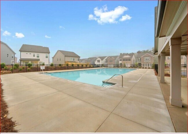 Foto del edificio - 5056 Silver Fox Trl