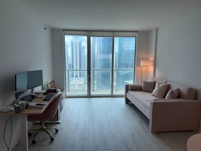 Photo - 500 Brickell Ave Apartment