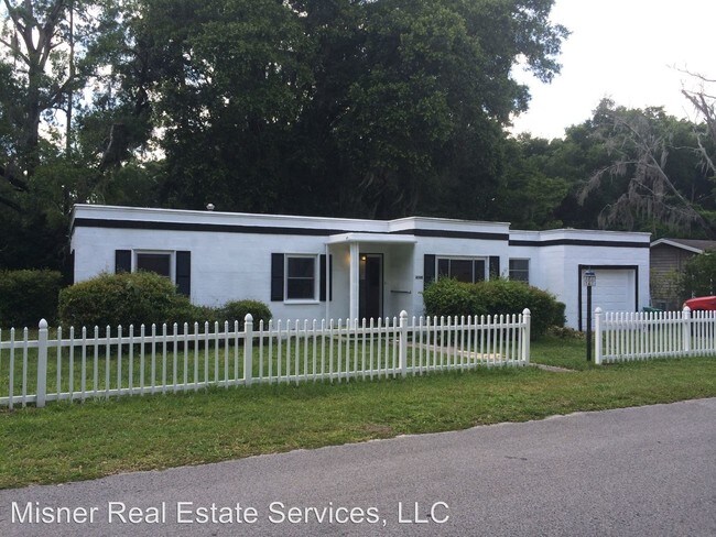 Building Photo - 4148 NW 13th Ter