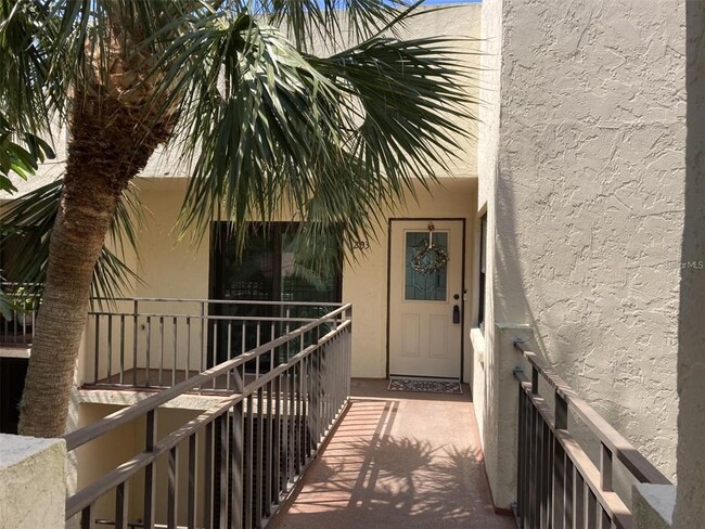 Building Photo - 6430 Sun Eagle Ln