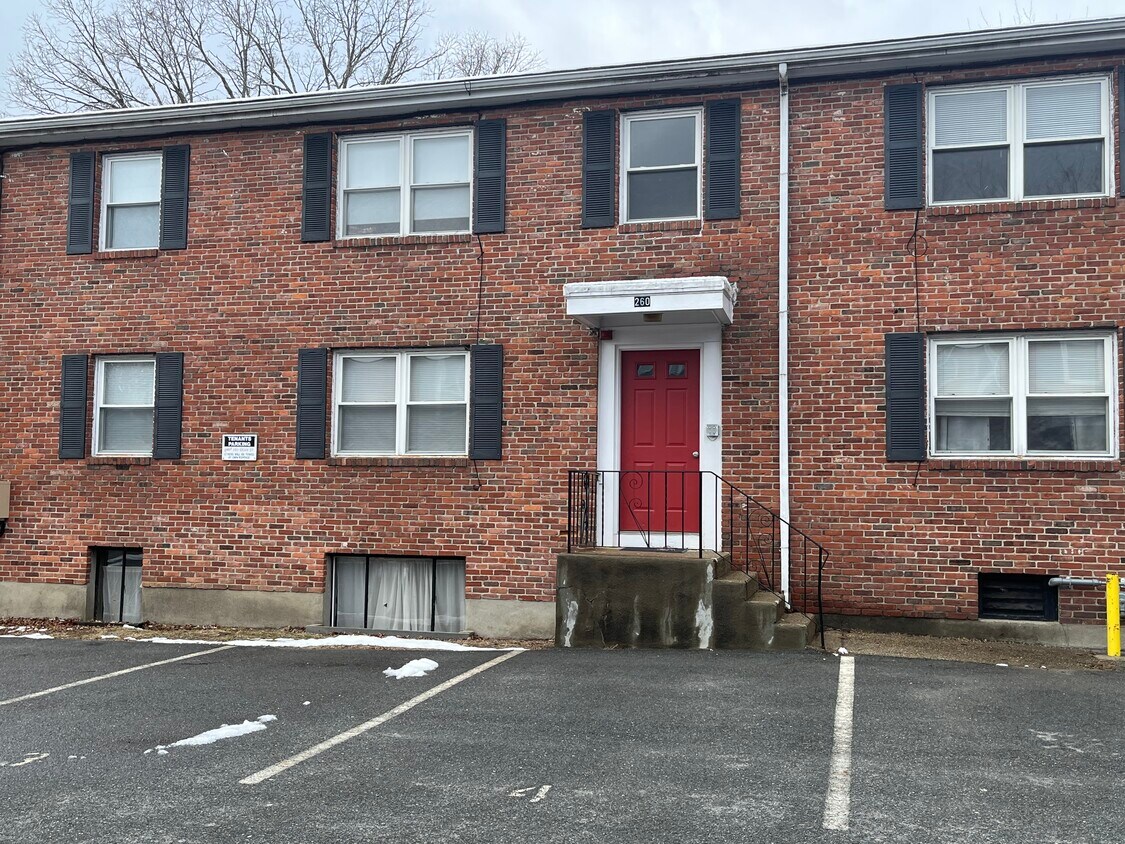 260 Dean St Unit 4, Norwood, MA 02062 Apartments in Norwood, MA