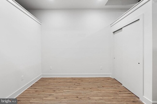 Foto del edificio - 201 Leverington Ave