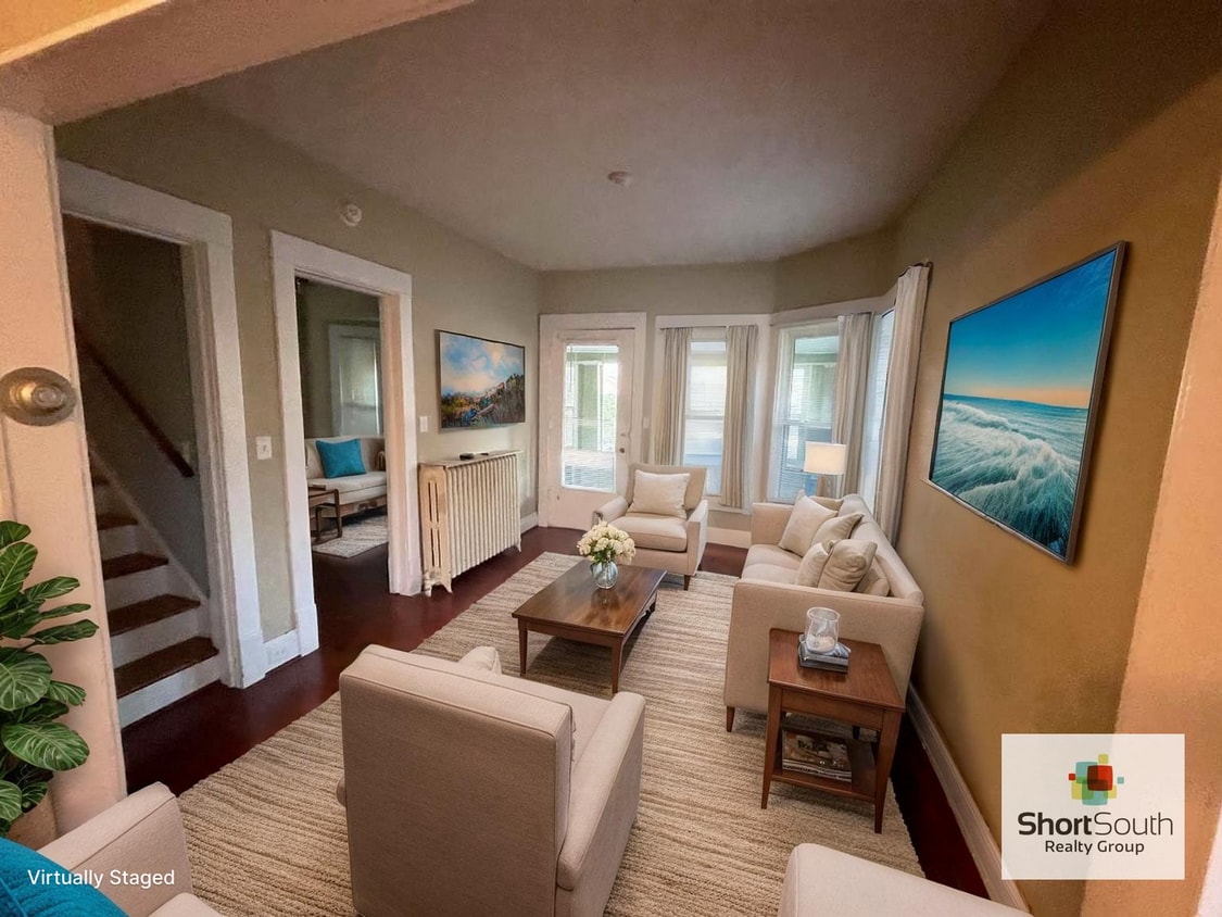 Foto principal - 3 bed 1.5 bath Single Family Home