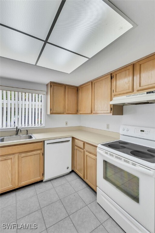Foto del edificio - 9640 Windsor Gardens Ln