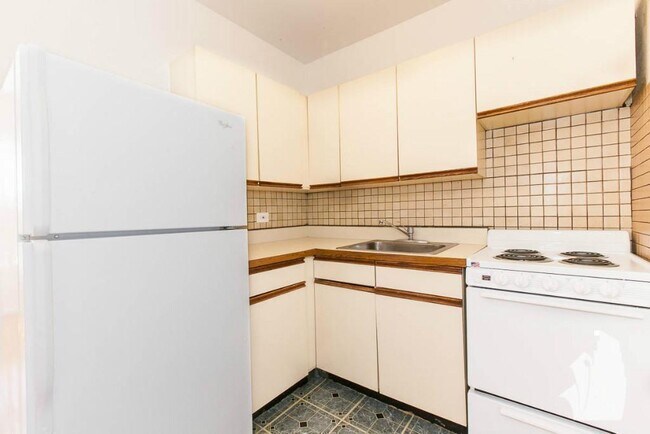 Foto del edificio - 4511 Malden St