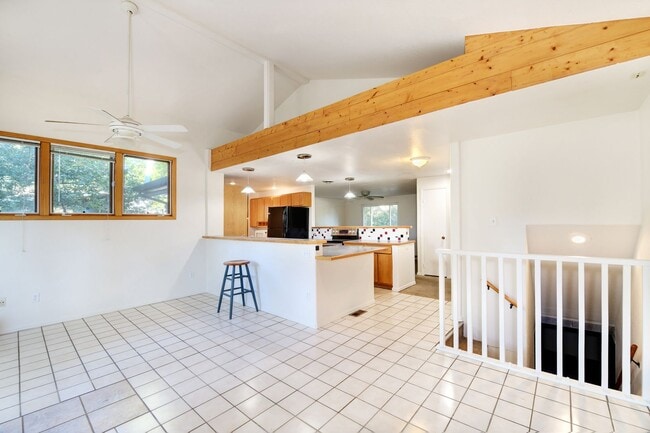Building Photo - Live in the Heart of Old Town Lafayette | ...