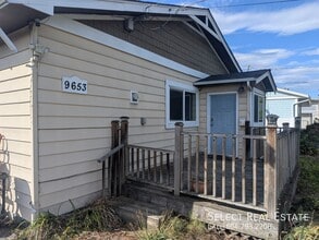 Building Photo - 9653 McNaught Rd