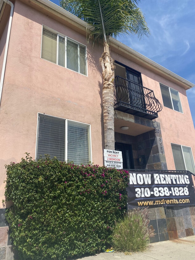 Primary Photo - 8655 W Pico Blvd