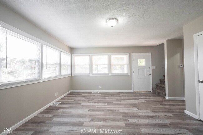 Foto del edificio - 6276 Eastgate Ave