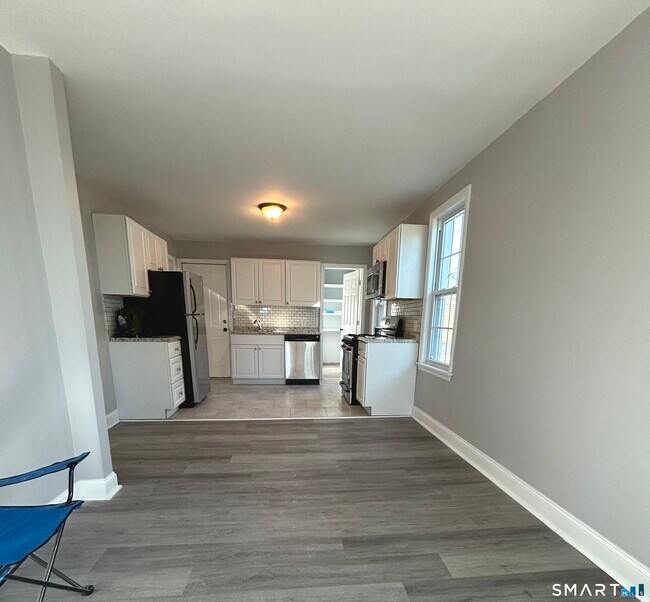 Foto del edificio - 162-164-164 Davenport St