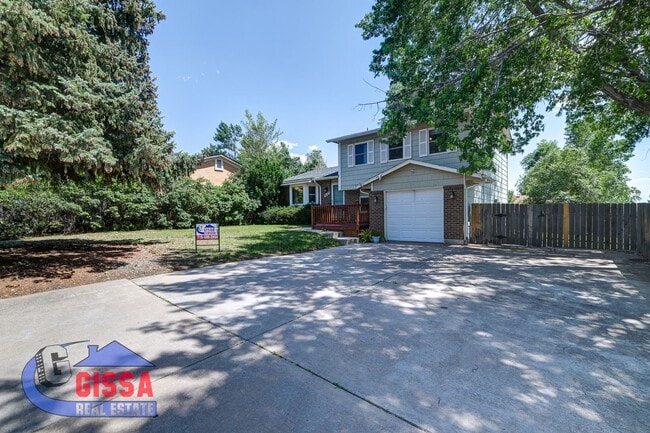 Building Photo - Beautiful home with 3 bedrooms, 2 bathroom...