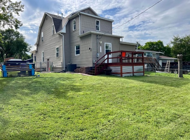 Foto del edificio - 1006 S Rowley St