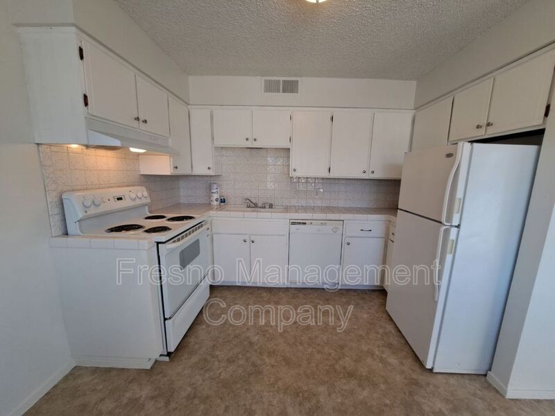 6 Pico Ave Unit C, Clovis, CA 93612 Condo for Rent in Clovis, CA