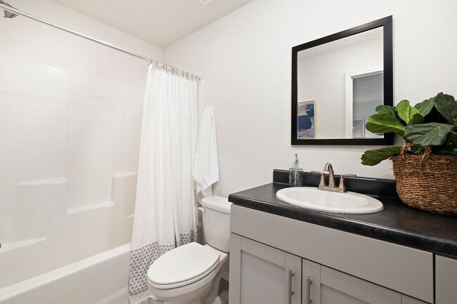 Building Photo - Newly Built 3 Bedroom Duplex