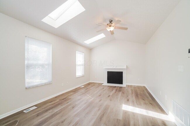 Foto del edificio - 4301 Owl Ct