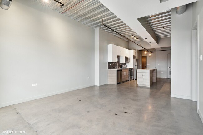 Foto del edificio - 1241 N Milwaukee Ave