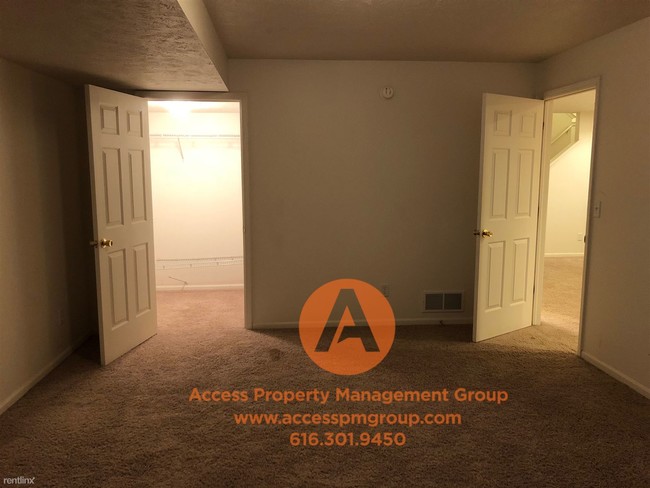 Building Photo - 3 br, 2 bath Condo - 2610 Cascade Place Dr SE