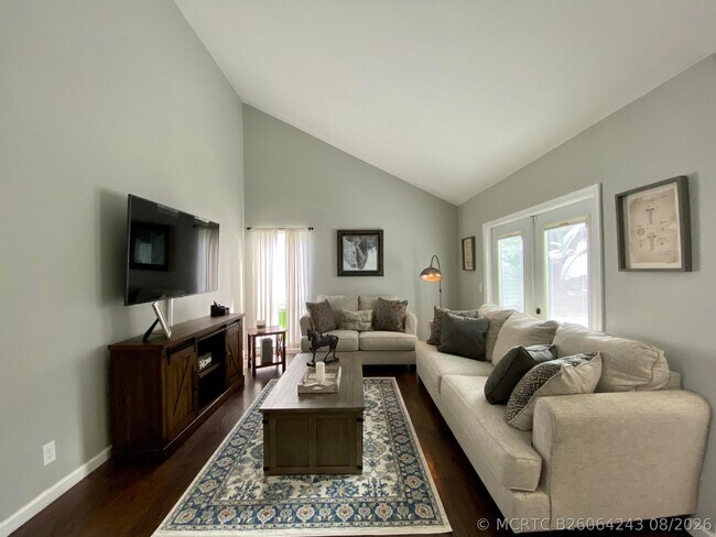Building Photo - 453 Park Forest Way