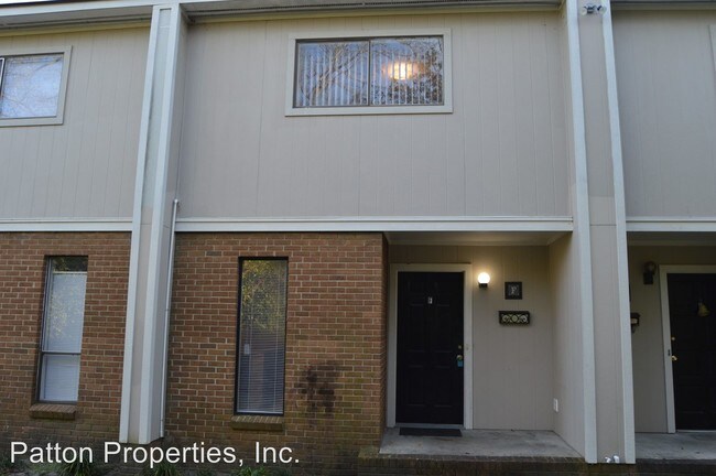 Building Photo - 828 Suber St