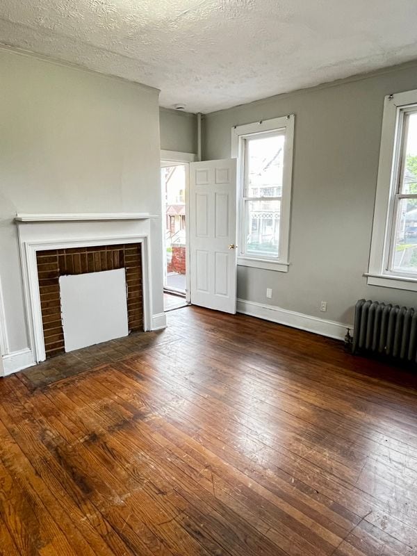 Building Photo - 143 Putnam St