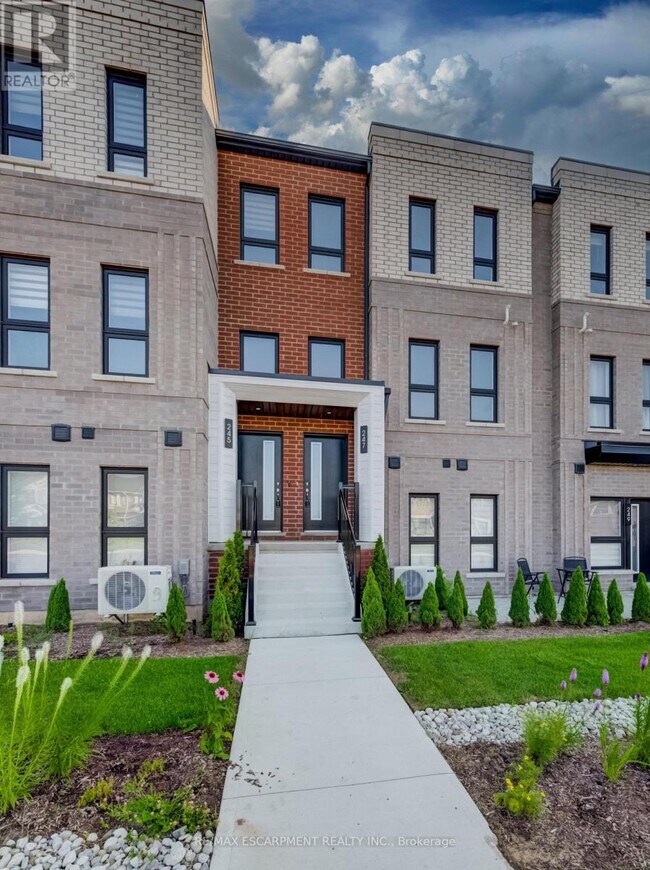 Building Photo - 247 Burke St