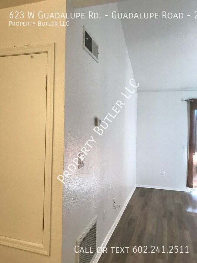 Foto del edificio - 623 W Guadalupe Rd
