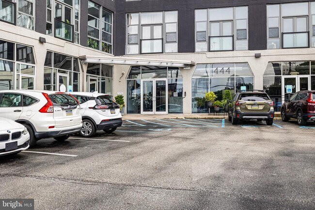 Foto del edificio - 444 N 4th St