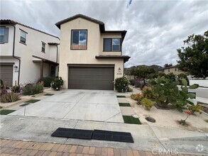 Building Photo - 2039 Carol Lee Ln