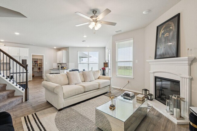 Building Photo - 8982 Delway Dr