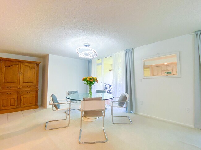Foto del edificio - 106 Half Moon Cir