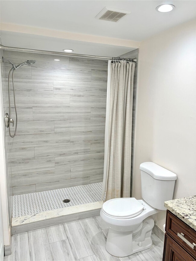 Building Photo - 2701 N Ocean Blvd