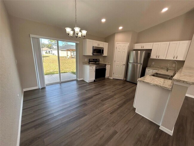 Foto del edificio - 15226 SW 50th Court Rd