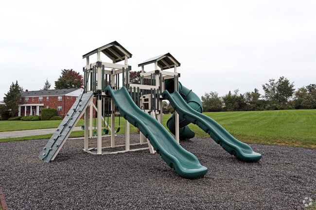 Área de juegos - Lehigh Plaza