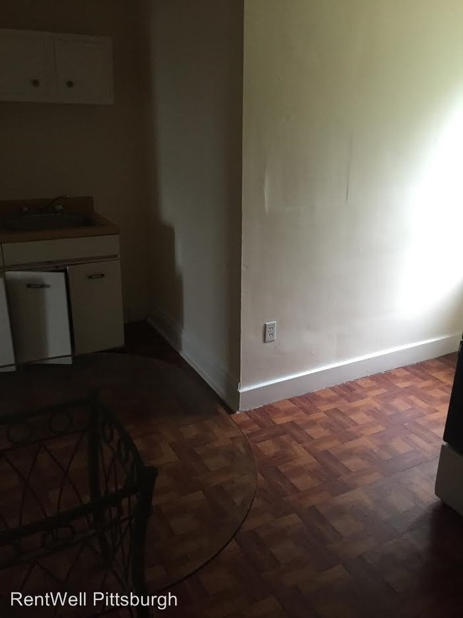 Foto del edificio - 2306 Perrysville Ave