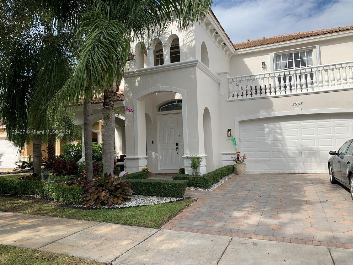 8983 SW 206th St, Cutler Bay, FL 33189 House Rental in Cutler Bay, FL